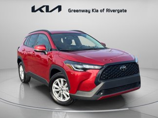 Used 2022 Toyota Corolla Cross LE image 1