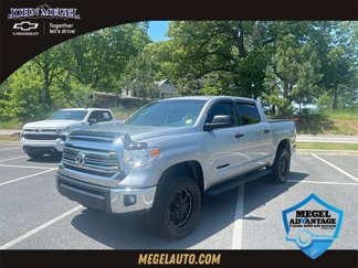 Used 2017 Toyota Tundra SR5 image 1