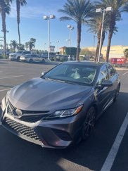 Used 2018 Toyota Camry SE image 1