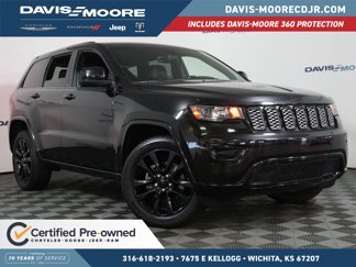 Used 2017 Jeep Grand Cherokee Altitude image 1