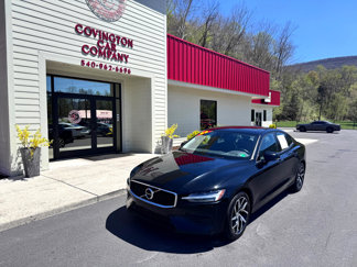 Used 2020 Volvo S60 T5 Momentum image 1