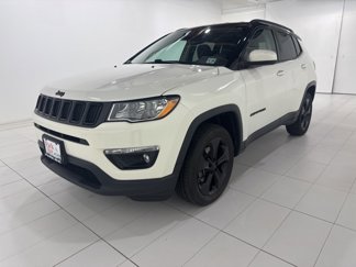 Used 2021 Jeep Compass Latitude image 1