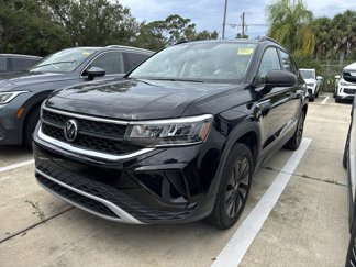 Certified 2022 Volkswagen Taos S image 1