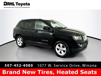 Used 2017 Jeep Compass Latitude image 1