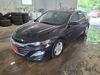 Used 2022 Chevrolet Malibu LT image 1