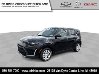 Used 2023 Kia Soul LX image 1