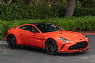 Used 2025 Aston Martin V8 Vantage Coupe image 1