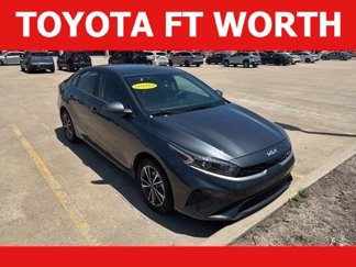 Used 2024 Kia Forte LXS image 1