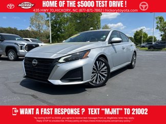 Used 2023 Nissan Altima 2.5 SV image 1