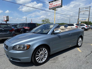 Used 2007 Volvo C70 T5 image 1