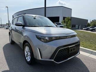 Used 2024 Kia Soul LX w/ Option Group 015 image 1