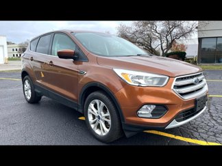 Used 2017 Ford Escape SE image 1