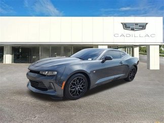 Used 2018 Chevrolet Camaro LT image 1