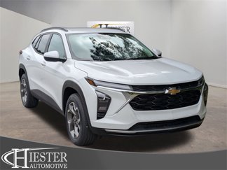 New 2025 Chevrolet Trax LT w/ Driver Confidence Package image 1