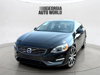 Used 2018 Volvo S60 T5 Inscription Platinum image 1