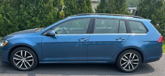 Used 2016 Volkswagen Golf Limited Edition image 1