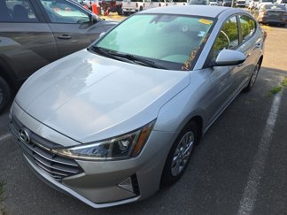 Used 2020 Hyundai Elantra SE image 1