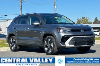 New 2025 Volkswagen Taos SE image 1
