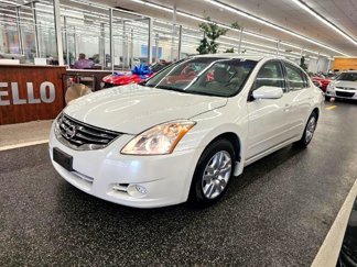 Used 2012 Nissan Altima 2.5 S image 1