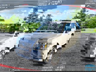 Used 2009 Mercury Mariner 4WD image 1
