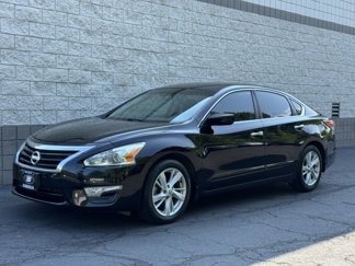 Used 2014 Nissan Altima 2.5 SV image 1