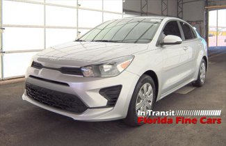 Used 2022 Kia Rio S image 1