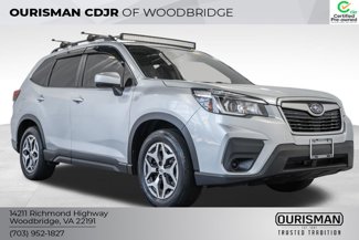 Used 2020 Subaru Forester Premium image 1