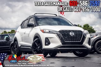 Used 2022 Nissan Kicks SR w/ Premium Package image 1
