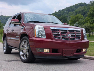 Used 2009 Cadillac Escalade 4WD Hybrid image 1