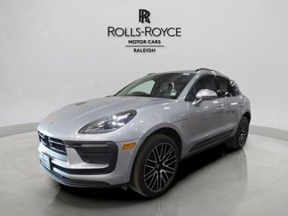 Used 2022 Porsche Macan image 1