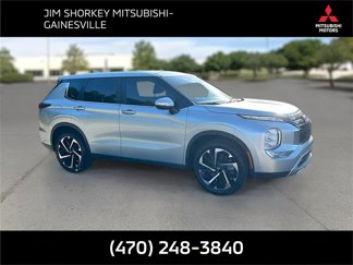 Used 2022 Mitsubishi Outlander SE image 1