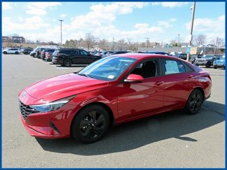 Used 2022 Hyundai Elantra SEL image 1