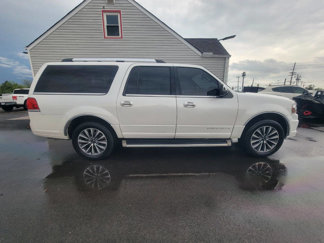 Used 2017 Lincoln Navigator L Select image 1