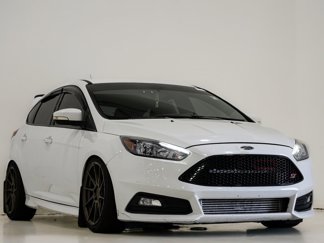 Used 2018 Ford Focus ST image 1