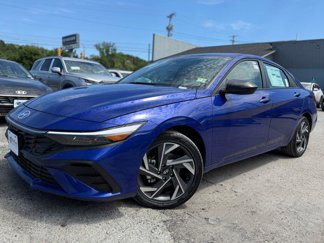 New 2025 Hyundai Elantra SEL image 1