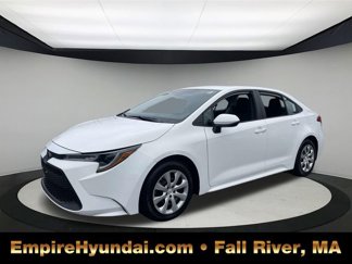 Used 2022 Toyota Corolla LE image 1