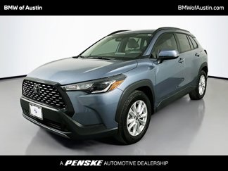 Used 2023 Toyota Corolla Cross LE image 1