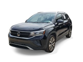 Used 2024 Volkswagen Taos SE image 1