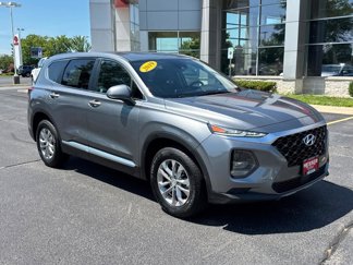 Used 2019 Hyundai Santa Fe SE image 1