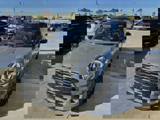Used 2016 MINI Cooper 2-Door Hardtop image 1