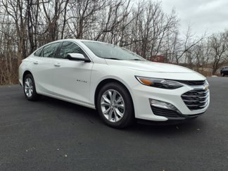 Used 2025 Chevrolet Malibu LT image 1