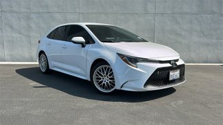 Used 2021 Toyota Corolla LE image 1