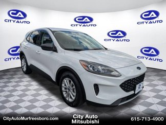 Used 2022 Ford Escape SE image 1
