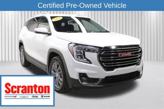 Used 2024 GMC Terrain SLT image 1
