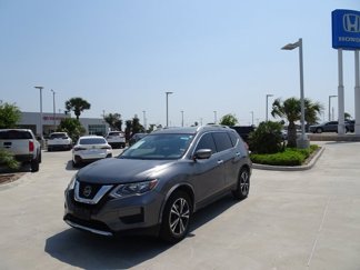 Used 2020 Nissan Rogue SV w/ Premium Package image 1
