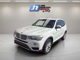 Used 2017 BMW X3 sDrive28i image 1