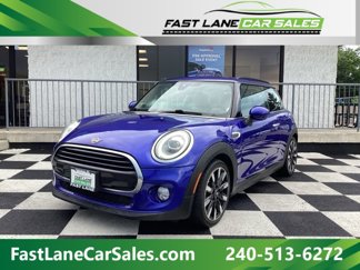 Used 2019 MINI Cooper 2-Door Hardtop image 1
