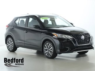 Certified 2023 Nissan Kicks SV image 1