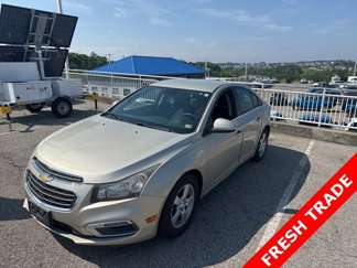 Used 2015 Chevrolet Cruze LT w/ Technology Package image 1