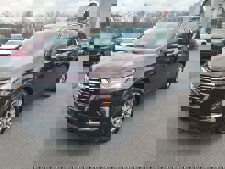 Used 2022 Chevrolet Traverse LT image 1